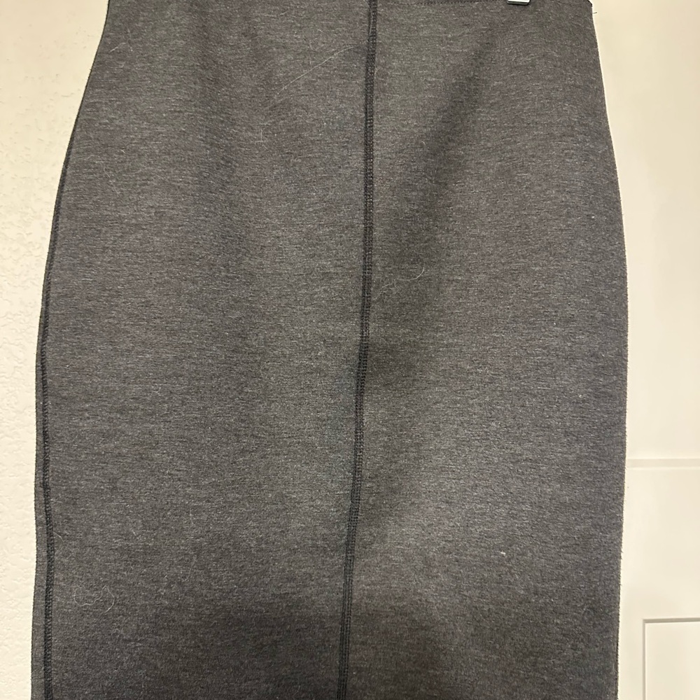 Catherine Malandrino Gray Pencil Skirt size Med.